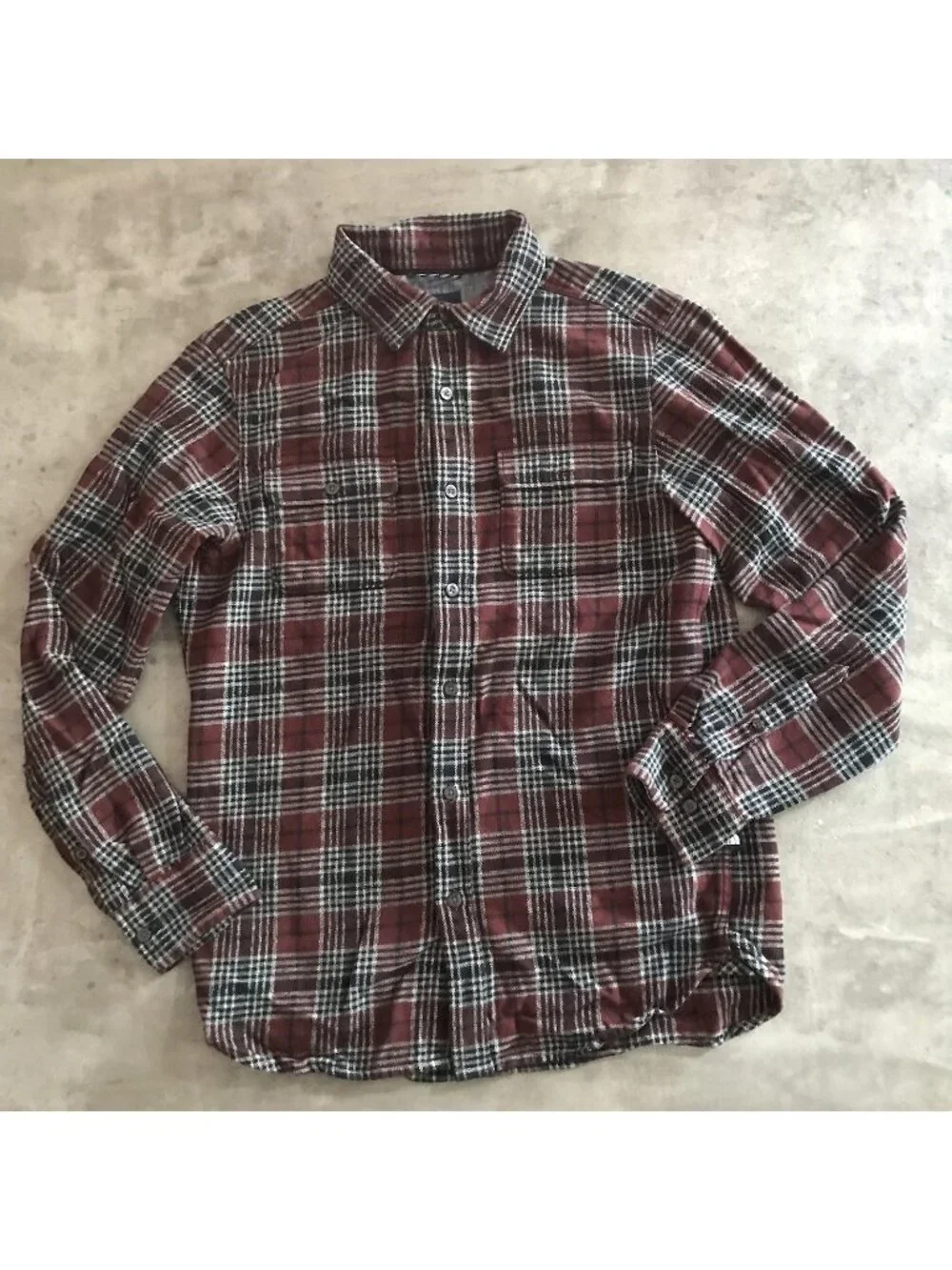The North Face Flannel Shirt Men Small Plaid Black Burgundy Outdoor Grunge Skate